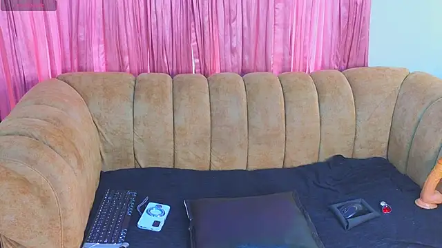 Snapshot of josethariaz25 chatting on May 11, 2026, 2:45 pm josethariaz25 online show from May 11, 2026, 2:45 pm