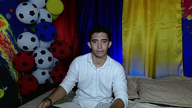 caius bigcock1 online show from June 30, 2026, 1:39 am