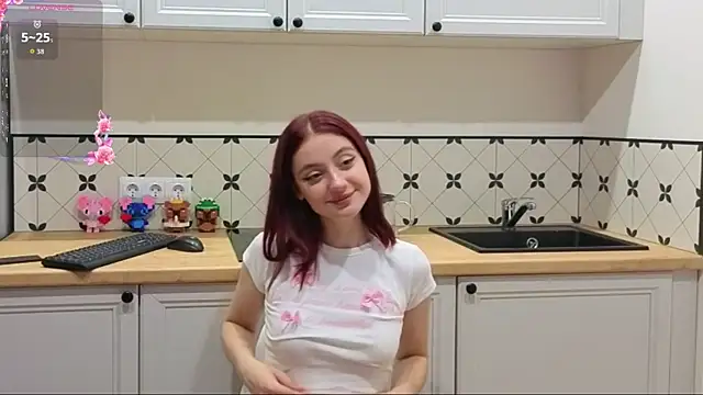 Nikagaze online show from June 25, 2026, 4:44 pm