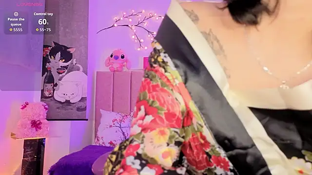 Roose eva online show from May 5, 2026, 9:12 pm