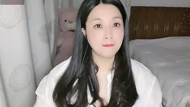 Snapshot of D-Misslu chatting on May 30, 2026, 1:41 pm D-Misslu online show from May 30, 2026, 1:41 pm