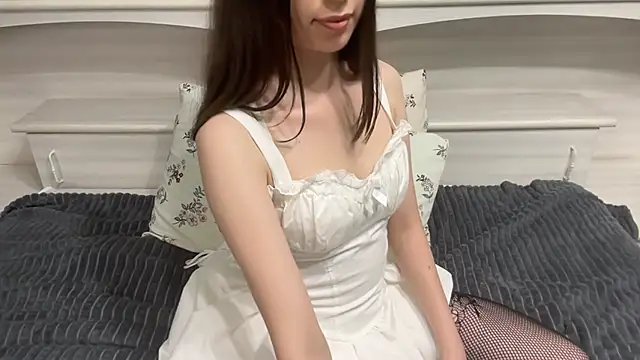 KristyTramel online show from May 26, 2026, 12:12 pm