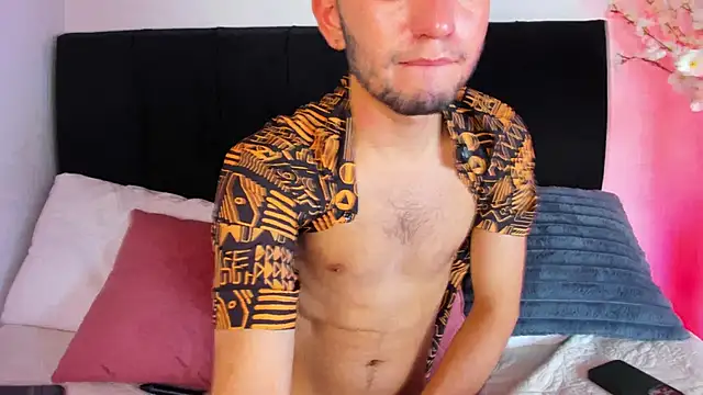 Andru Castillo online show from May 4, 2026, 2:13 pm