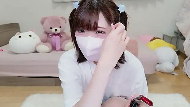 hiyo0001 online show from June 20, 2026, 3:04 pm