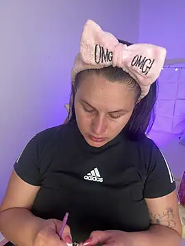Ivonny Goldie online show from June 20, 2026, 11:07 pm