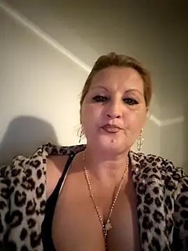 Divineblond online show from October 11, 2025, 9:35 pm
