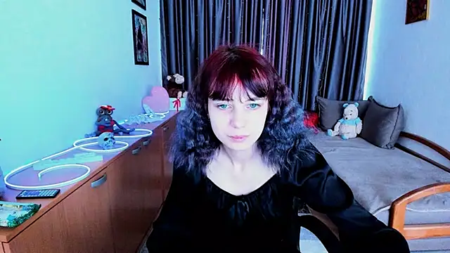 MiniLysii online show from June 11, 2026, 6:11 am