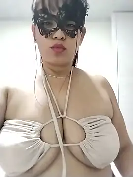 MiaKhaliFFa69 online show from May 26, 2026, 12:34 pm