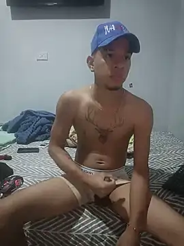 hotshame21 online show from June 9, 2026, 4:35 am