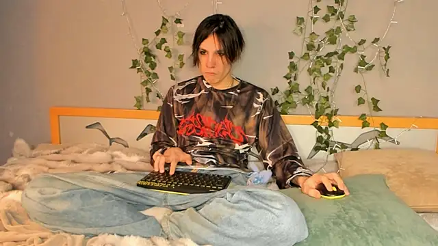 SolarFringe online show from May 7, 2026, 6:52 am