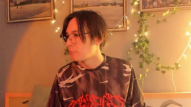 SolarFringe online show from May 17, 2026, 6:22 am