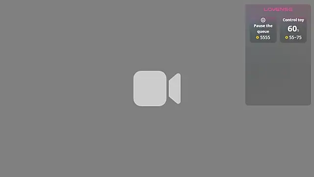 ElisssCute online show from May 18, 2026, 7:52 pm