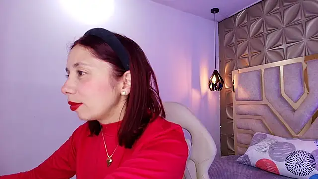 Snapshot of stephaniesun_ chatting on May 20, 2026, 12:11 pm stephaniesun online show from May 20, 2026, 12:11 pm