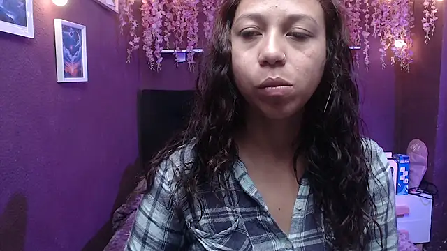 Snapshot of monik299 chatting on May 16, 2026, 1:10 pm monik299 online show from May 16, 2026, 1:10 pm