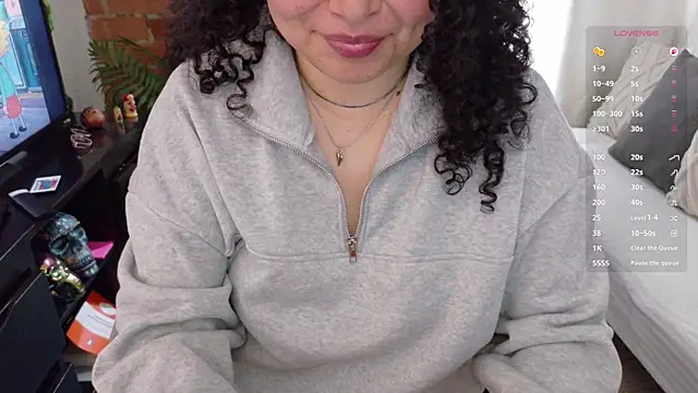 MissBronte online show from June 7, 2026, 3:49 pm