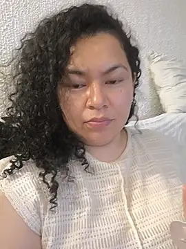 MissBronte online show from June 12, 2026, 2:54 am