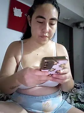SweetyNaugthy online show from May 13, 2026, 3:26 am