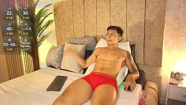 Snapshot of Alan_Salazar chatting on June 4, 2026, 12:05 am Alan Salazar online show from June 4, 2026, 12:05 am