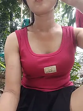 Rosie LoveUU online show from May 23, 2026, 9:02 am