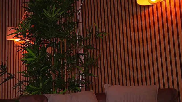 KhloeDaviss online show from May 22, 2026, 5:25 am