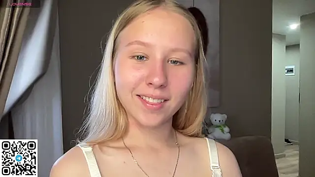 cindy softluv  online show from July 3, 2026, 7:31 pm