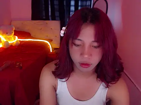 URsexyLylia online show from May 3, 2026, 7:36 am