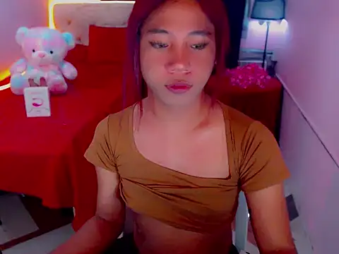 URsexyLylia online show from May 7, 2026, 10:48 pm