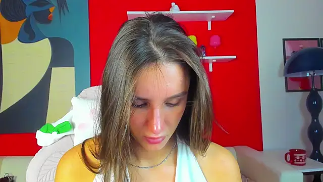 NicoleWells22 online show from April 28, 2026, 4:28 am