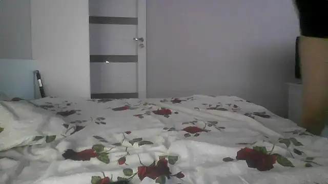 Amanda Mia  online show from June 26, 2026, 4:11 pm