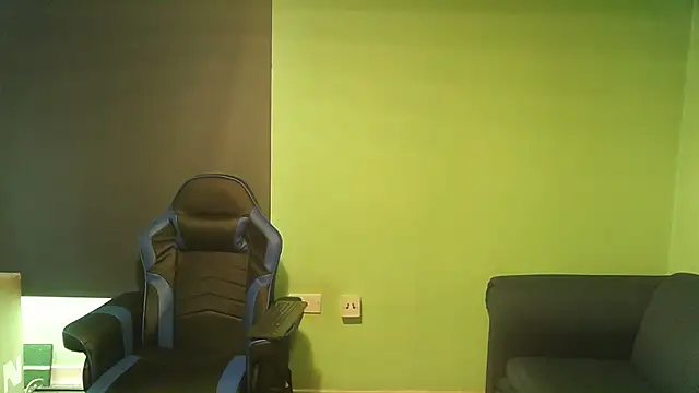 sexyass72 online show from October 18, 2025, 1:01 pm