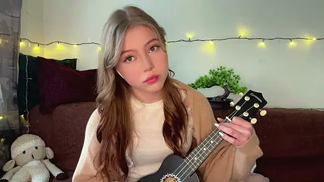 AlberthaBudd online show from April 27, 2026, 8:01 am