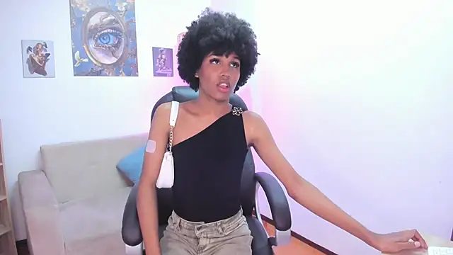 NaomiSaenz  online show from June 9, 2026, 3:07 am