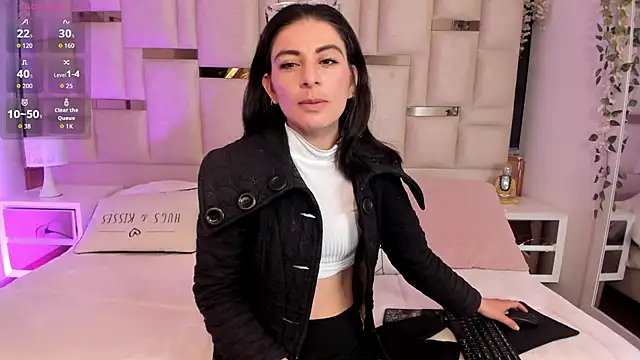 mariana  thompson online show from July 29, 2026, 3:04 am