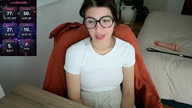 Snapshot of charlieangella chatting on May 11, 2026, 6:52 am charlieangella online show from May 11, 2026, 6:52 am
