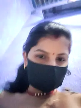 Snapshot of RUHI_1143 chatting on June 26, 2026, 8:13 pm RUHI 1143 online show from June 26, 2026, 8:13 pm