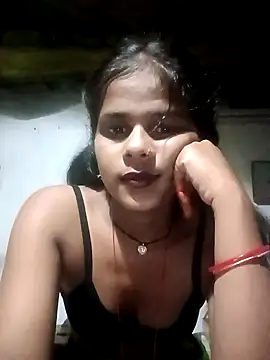 Snapshot of Sexy_geeta chatting on July 23, 2026, 3:32 pm Sexy geeta online show from July 23, 2026, 3:32 pm