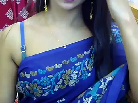 Alina Nur online show from July 19, 2026, 5:38 pm