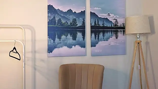 WeiKosareff online show from April 25, 2026, 4:48 am