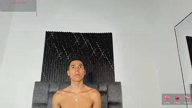 ThiagoSexy005 online show from July 26, 2026, 12:08 am