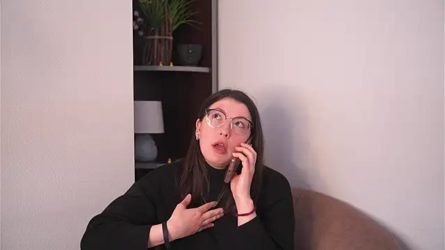 BlytheGenas online show from April 28, 2026, 10:53 am