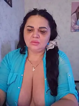 Snapshot of -CUTE-EVVIL- chatting on June 13, 2026, 8:07 pm -CUTE-EVVIL- online show from June 13, 2026, 8:07 pm
