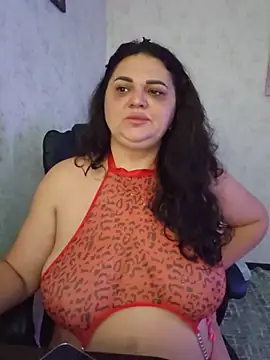 Snapshot of -CUTE-EVVIL- chatting on June 30, 2026, 6:42 pm -CUTE-EVVIL- online show from June 30, 2026, 6:42 pm