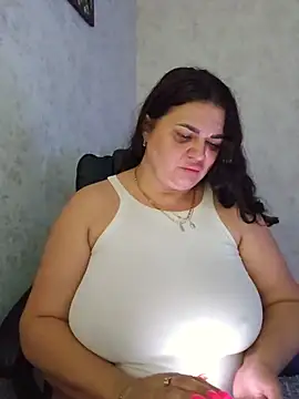 Snapshot of -CUTE-EVVIL- chatting on July 13, 2026, 9:06 pm -CUTE-EVVIL- online show from July 13, 2026, 9:06 pm