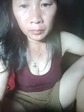 Snapshot of Lella_01 chatting on June 20, 2026, 1:14 pm Lella 01 online show from June 20, 2026, 1:14 pm