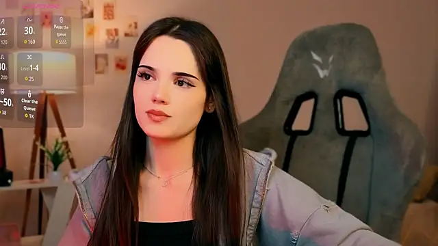serenenov online show from July 3, 2026, 8:37 pm