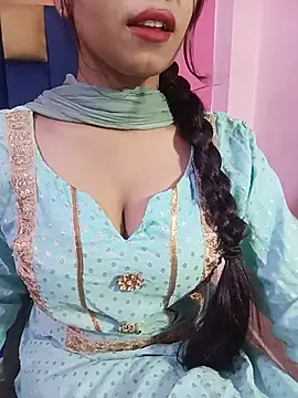 Snapshot of Dimpi_0 chatting on August 6, 2026, 7:21 am Dimpi 0 online show from August 6, 2026, 7:21 am
