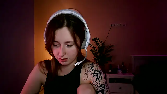 she tora69 online show from June 11, 2026, 12:32 am