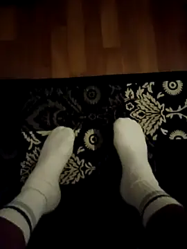 circusmale online show from April 28, 2026, 4:28 am