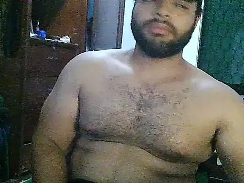 Bearmachin online show from June 18, 2026, 3:07 am