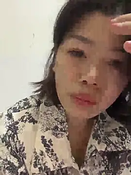 milkwine online show from May 10, 2026, 3:33 am